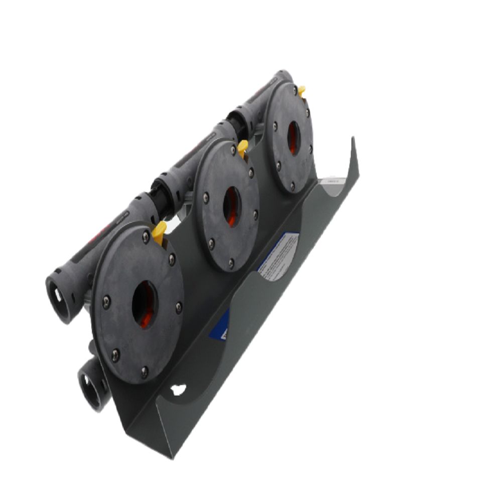 3M Water Filtration DP3 3/4" MNPT Inlet & Outlets, Triple Head, Dual Outlets