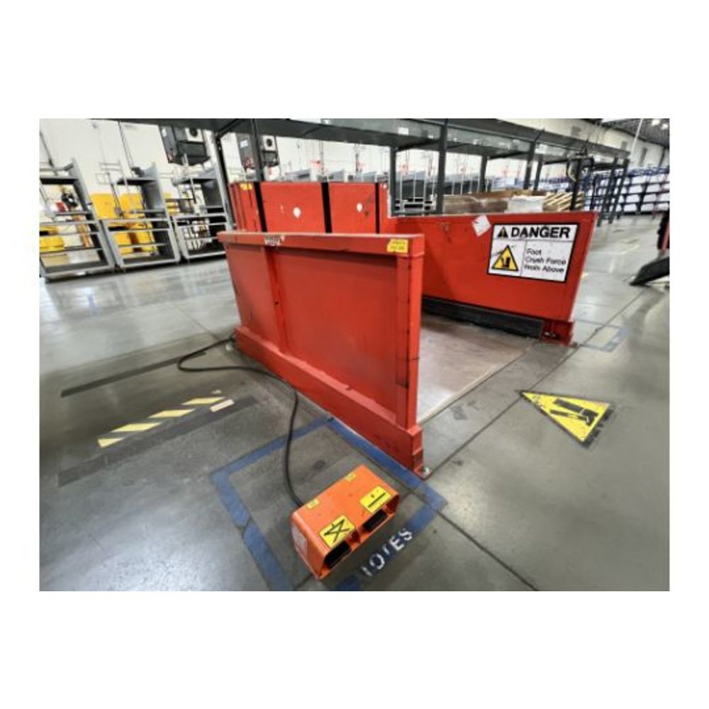 Used Pallet Lift Table 2,500 LB Load Capacity w/ Foot Switch Controller