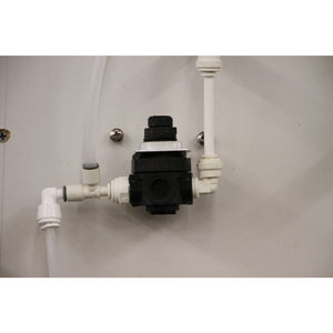 Watts P60 Series Miniature Plastic Water Pressure Regulator - 4 Way - 1/4" FNPT 0-25 psi