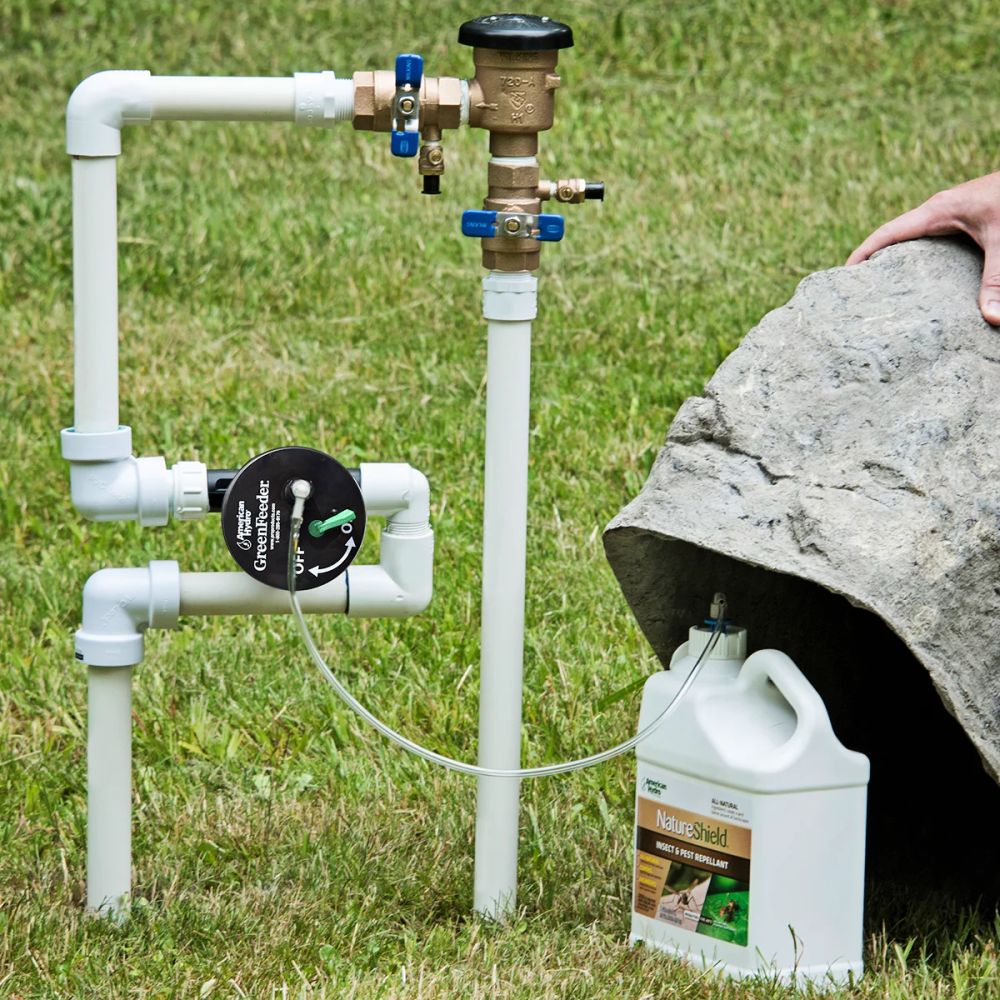 Stow N' Flow 5 Gal. In-Ground Feeder System with GrassSoGreen & Nature Shield